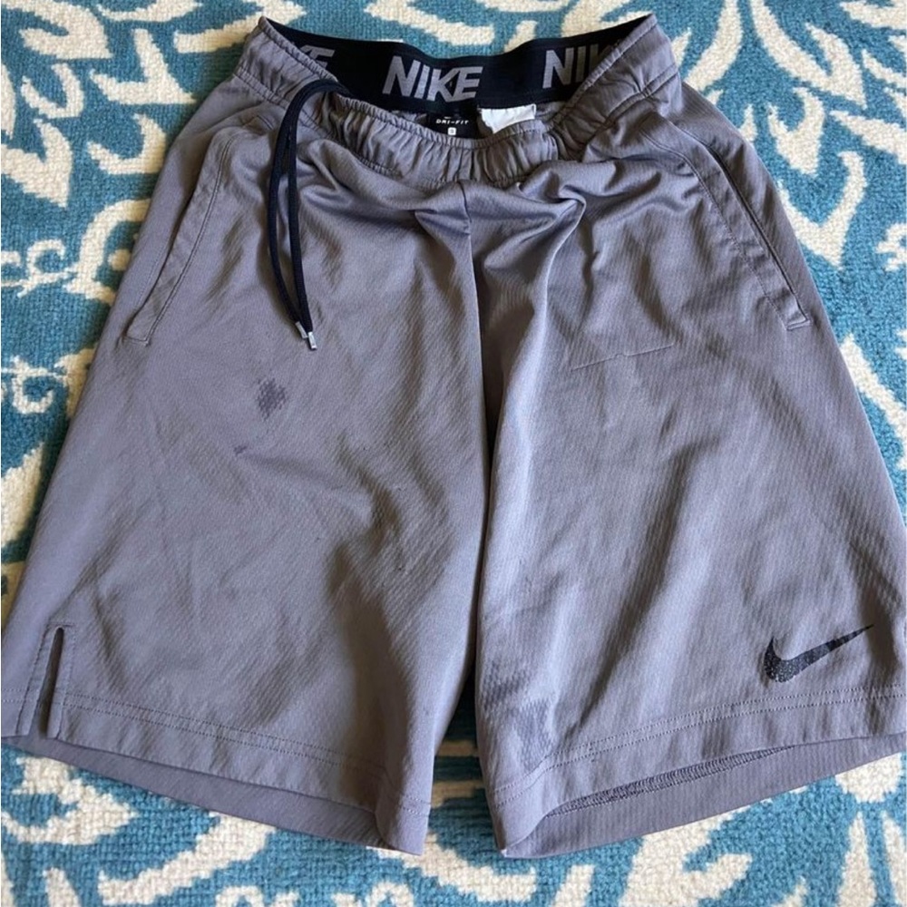 Nike size Small shorts